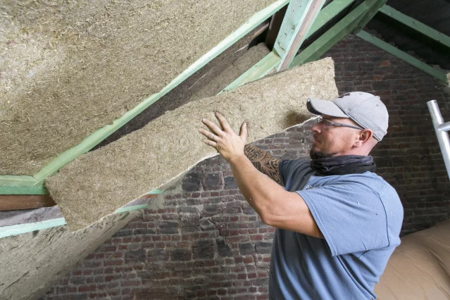 Breaking Ground with New Grass and Jute-Based Insulation